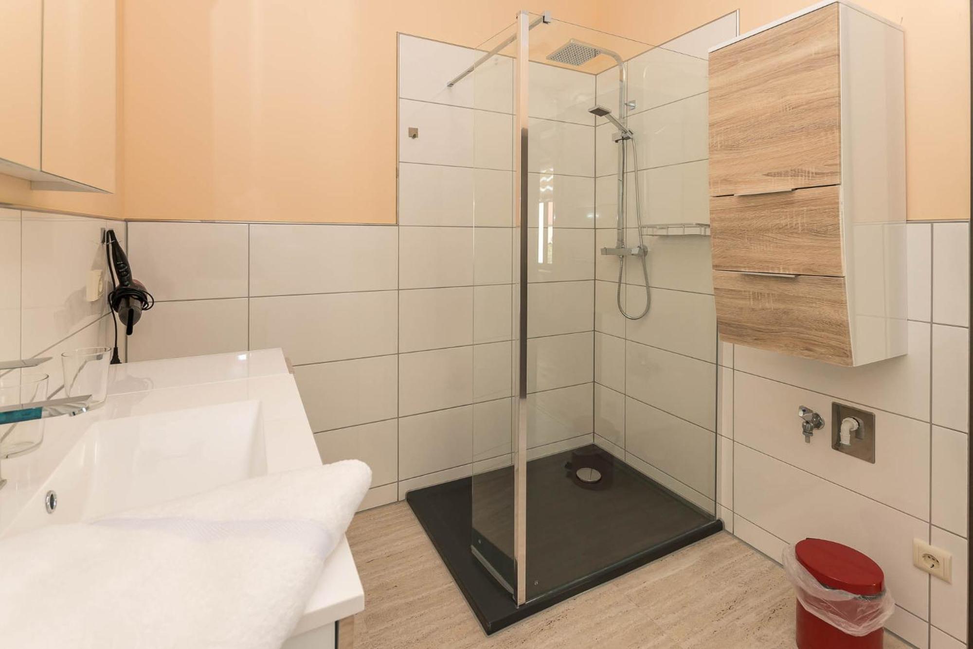 Weingut Pawis Appartements Freyburg Kamer foto